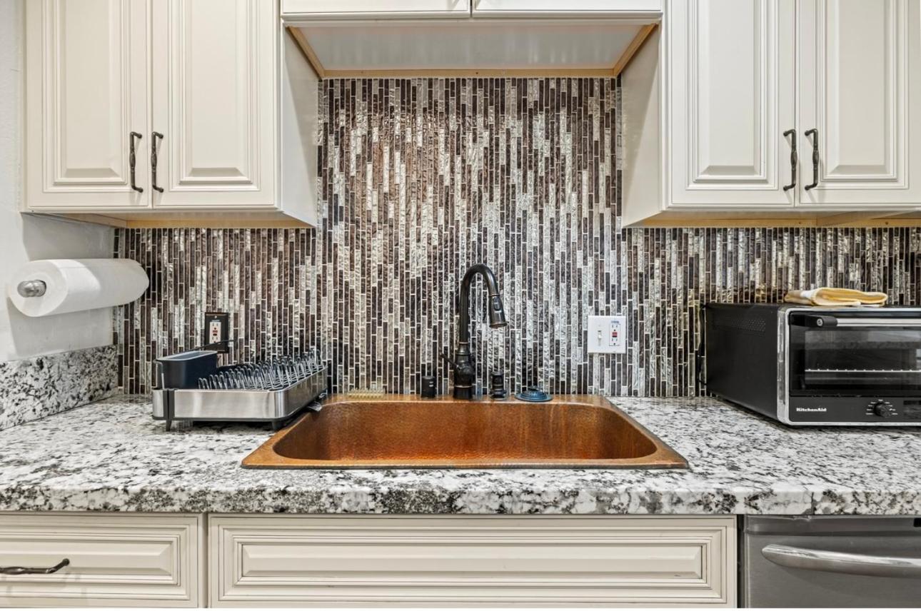 Elegant Hollywood Retreat - Spacious 2Br 2Ba Condo With Resort-Style Amenities Los Angeles Exterior foto