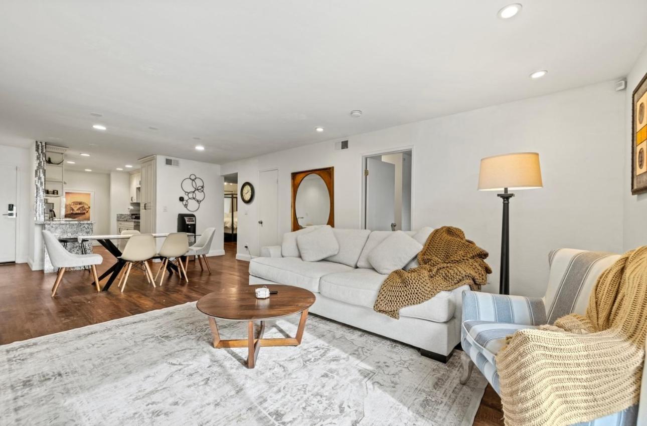 Elegant Hollywood Retreat - Spacious 2Br 2Ba Condo With Resort-Style Amenities Los Angeles Exterior foto